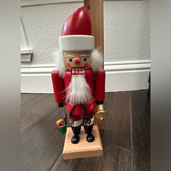 Seiffener Nubknackerhaus German Nutcracker Santa BellBox Christian Ulbricht READ - Picture 10 of 16